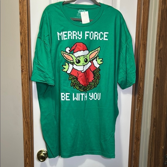 Star Wars Other - Star Wars Green Holiday Short Sleeve Tee